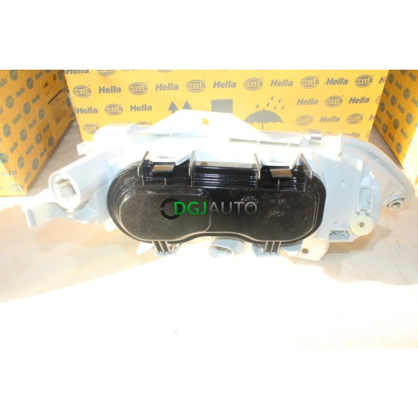 Phare projecteur avant gauche Hella 1AG006560-231 pour renault laguna 1 de 1994 à 1998