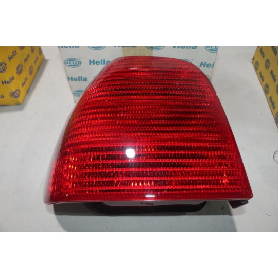 Feu lanterne arriere gauche Hella 9EL964115-111 pour volkswagen polo 3 III partir de 1999 