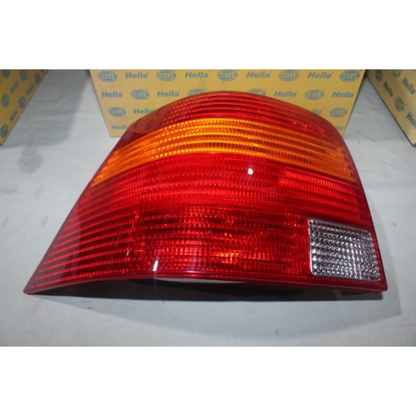 Jeu 2 feux lanterne arriere gauche + droit Hella 9EL151875-021 + 9EL151876-021 pour volkswagen golf 4 IV partir de 1997 
