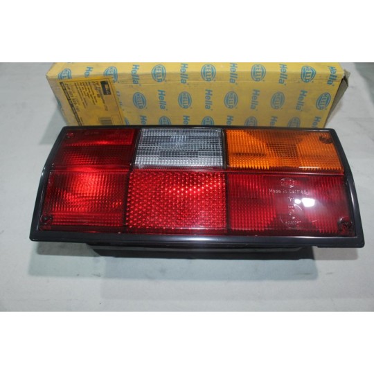 Feu lanterne arriere droit Hella 2VP003529-141 pour volkswagen transporter T3 