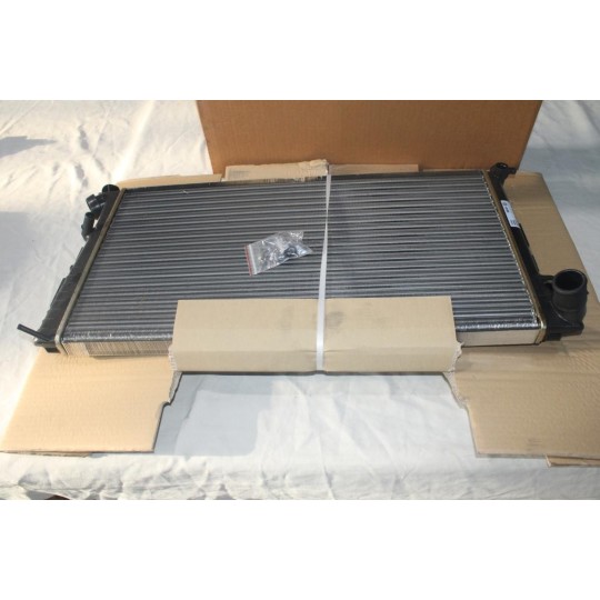 Radiateur de refroidissement moteur Behr 8MK376716-521 pour citroen xsara berlingo 1 peugeot partner 1.9D 1.9TD 1.9 D TD diesel 