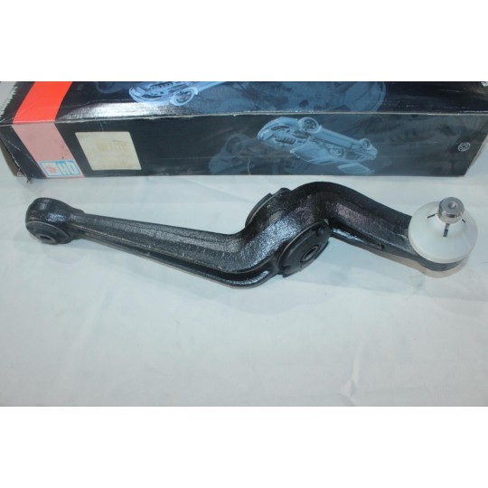 Triangle bras de suspension avant gauche Quinton Hazell QSJ1041S pour peugeot 309 