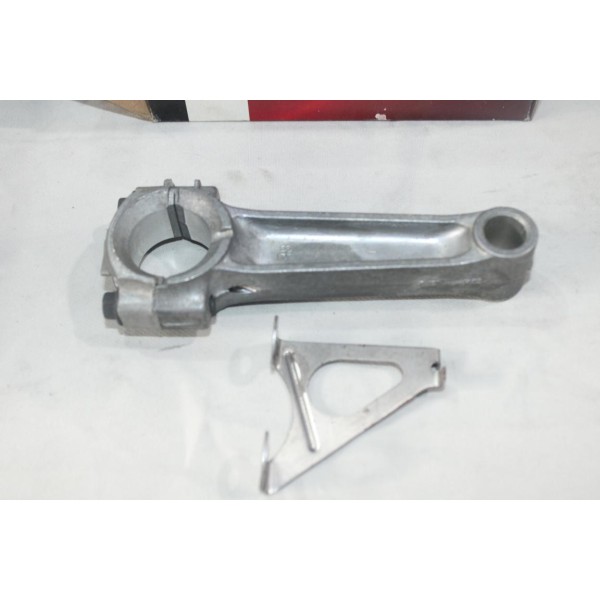 Bielle Briggs & Stratton 390459 pour moteur de tondeuse 