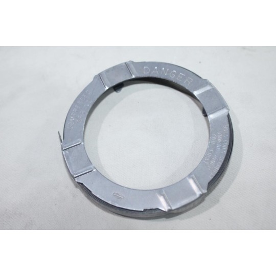 Ressort de lanceur Briggs & Stratton 390066 pour moteur 090702, 090706, 090707, 090708, 090782, 090787, 090788, 090902, 091702, 