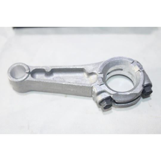 Bielle Briggs & Stratton 490566 pour moteur 100708 - 110702 - 110707 - 110708 - 110782 - 110787 - 110788 - 110792 - 110902 - 