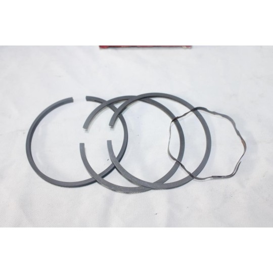 Kit segment segmentation de piston Briggs & Stratton 499997 pour moteur 251702 - 251705 - 251707 - 252411 - 252412 - 252413 - 