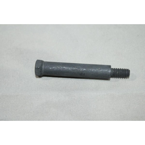 Vis fixation echappement Briggs & Stratton 93935 