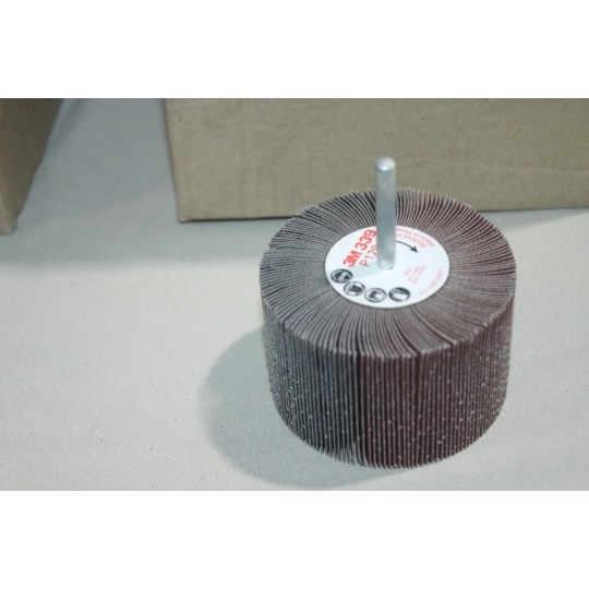Lot 5 roues abrasives de poncage 339 P120 80x50x6mm 3M 64524* 
