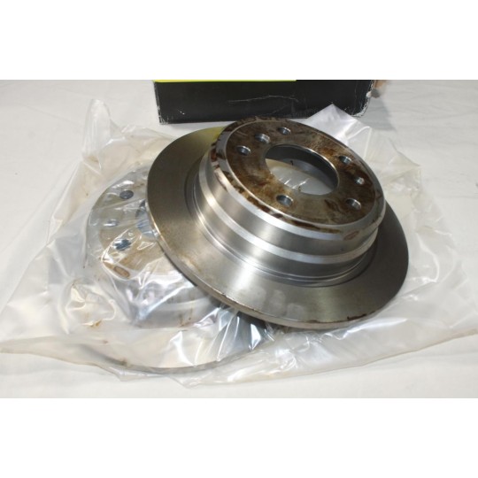 Jeu 2 disques de frein arriere plein 284mm  diametre Bosch BD45 0986478044 pour BMW serie 5 6 E12 E24 E28 