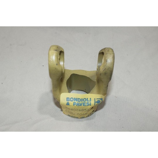 Machoire extremite cardan de transmission croisillon tube triangle 36mm Bondioli & Pavesi 204026851 206R pour tracteur engin 