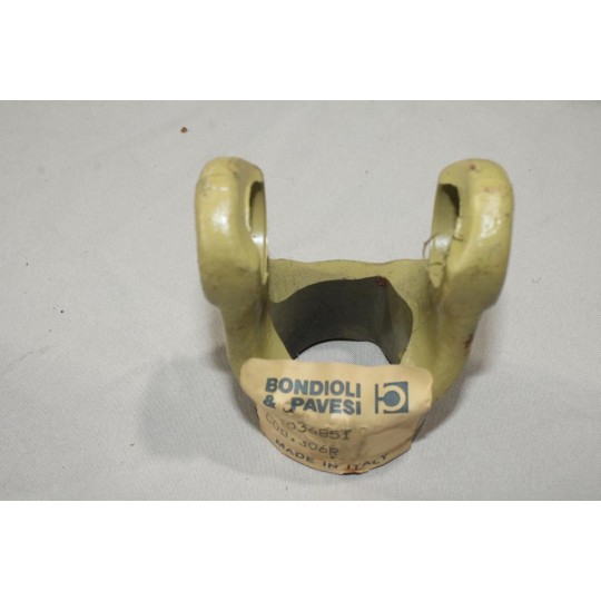 Machoire extremite cardan de transmission croisillon tube triangle 43.5mm Bondioli & Pavesi 204036851 306R pour tracteur engin 