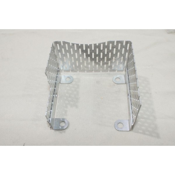 Grille de protection protecteur echappement Bernard 304132 pour moteur W617 