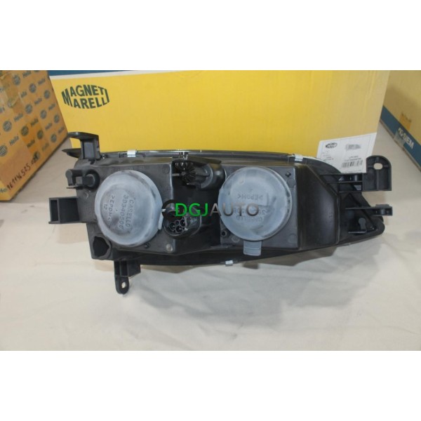 Phare projecteur avant gauche (2 pattes de fixation cassée réparée sans réclamation) Magneti Marelli LPC 712754058784 pour opel