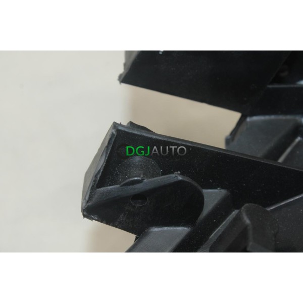 Phare projecteur avant droit (1 plastique cassé voir photo) Bosch 0318077224 pour opel vectra B