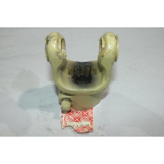 Machoire extremite cardan de transmission croisillon Bypy R.5.05.09 pour tracteur engin agricole chantier fourche prise de force