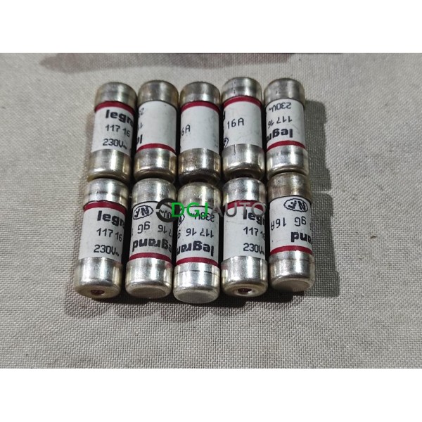 Lot de 10 fusibles 10.3 x 25.8 16A 230V Legrand 1011716