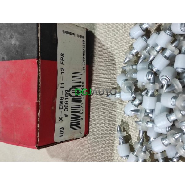 Boite + 70 pointes clous goujons M6 3.7mm X-EM6-11-12 FP8 Hilti 306109