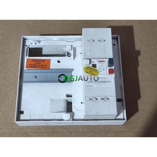 Disjoncteur de branchement differentiel Merlin gerin DB90S reglable 15A 30A 45A 500mA
