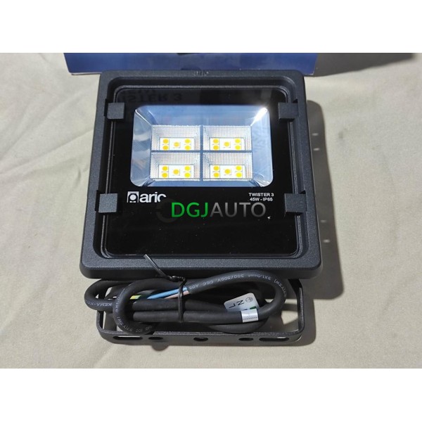 Spot projecteur LED 45W 5400lm 3000K IP65 Aric Twister 3