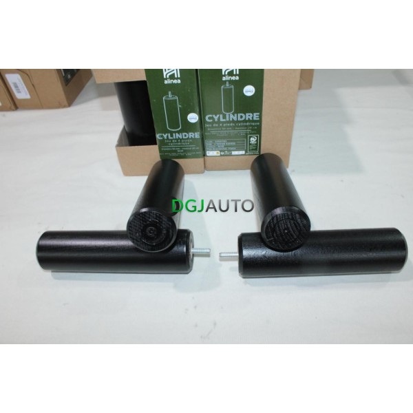 Jeu 4 pieds de sommier lit fabriqué en France Alinea 22567765 20cm bois hêtre 100% francais 55mm vis 8mm noir