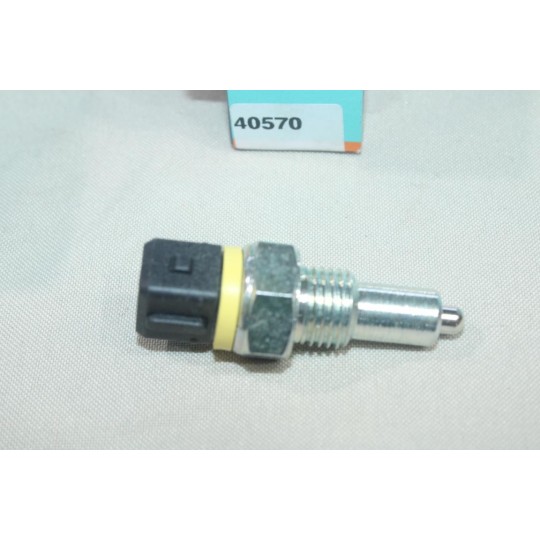 Contacteur feu de recul FAE 40570 pour audi 80 100 A4 A6 A8 citroen jumper xantia XM ZX evasion AX BX C15 saxo jumpy berlingo 