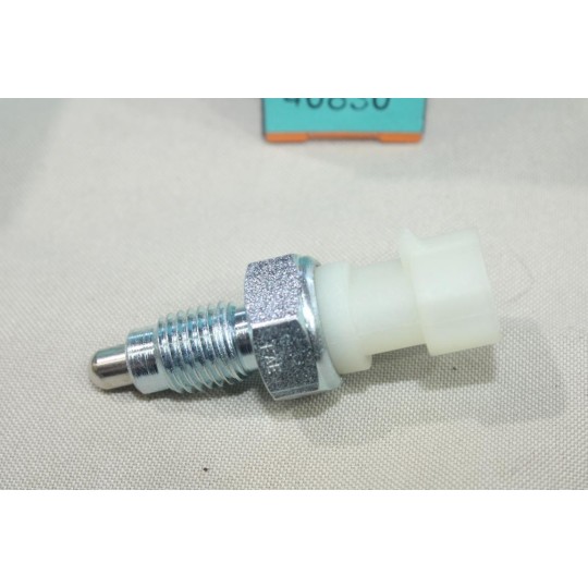 Contacteur feu de recul FAE 40830 pour alfa romeo 156 166 chevrolet daewoo kalos lacetti nubira rezzo evanda aveo epica HHR 