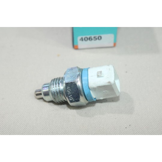 Contacteur feu de recul FAE 40650 pour citroen BX ZX XM xantia evasion jumpy C15 berlingo xsara dont picasso fiat ulysse scudo 