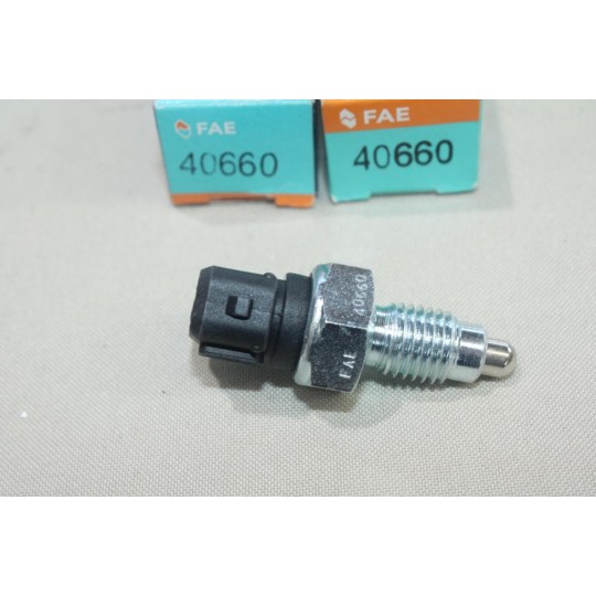 Contacteur feu de recul FAE 40660 pour seat cordoba 1 2 I II ibiza 2 3 II III inca alhambra arosa leon 1 toledo 2 II altea 