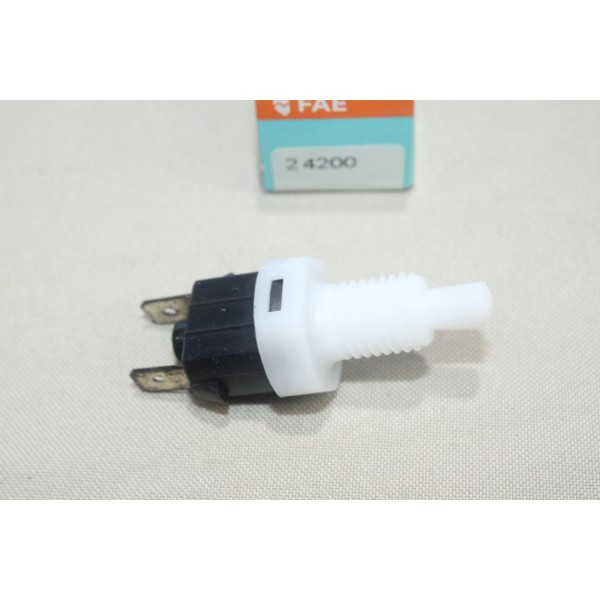 Contacteur pedale de frein feux stop FAE 24200 pour opel corsa A B senator B omega A combo B tigra A 