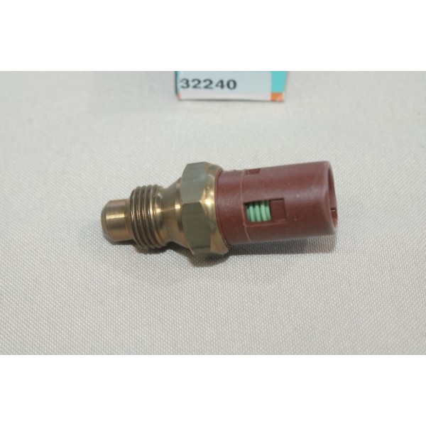 Sonde de temperature liquide de refroidissement FAE 32240 pour renault 21 R21 safrane espace 1 2 I II trafic 1 