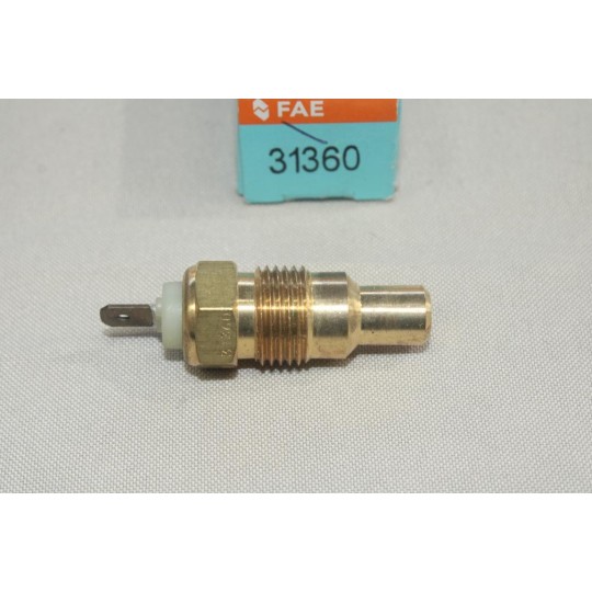 Sonde de temperature liquide de refroidissement FAE 31360 pour volvo 240 340 360 740 760 2.3 essence 