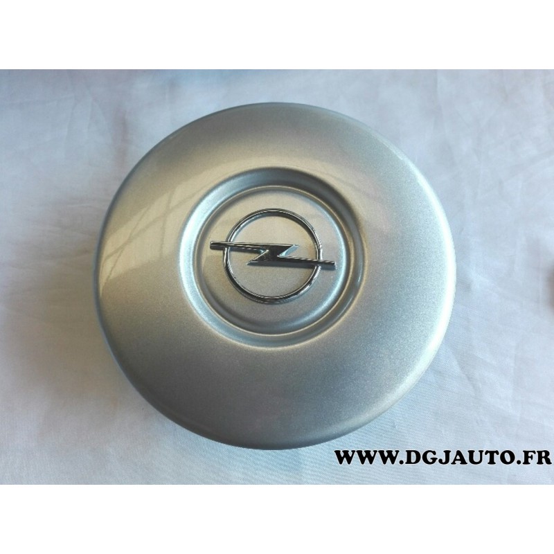 https://www.dgjauto.fr/43236-thickbox_default/enjoliveur-centre-roue-jante-tole-55x14-14-pouces-14-90498233-pour-opel-astra-g.jpg