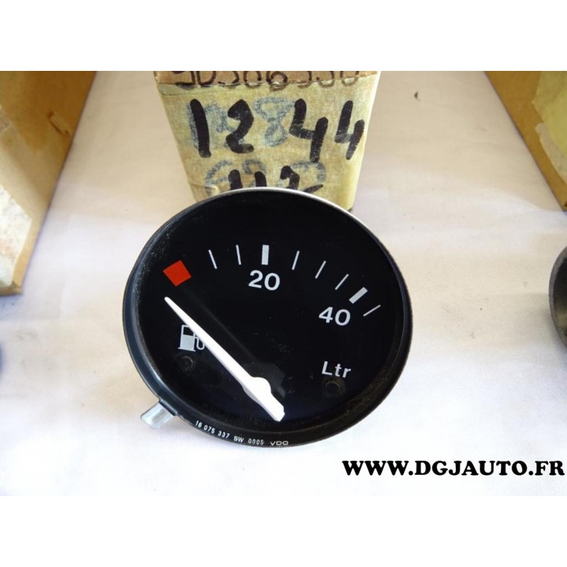 https://www.dgjauto.fr/45393-thickbox_default/indicateur-vdo-niveau-carburant-jauge-cadran-compteur-de-vitesse-90386330-pour-opel-corsa-b-pas-finition-joy-et-flair.jpg