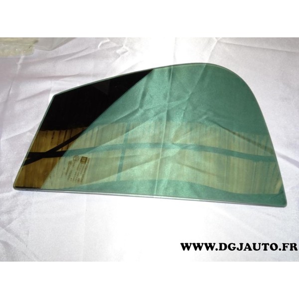 Vitre porte arriere droite teinte foncée 13436994 pour opel corsa E version 5 portes