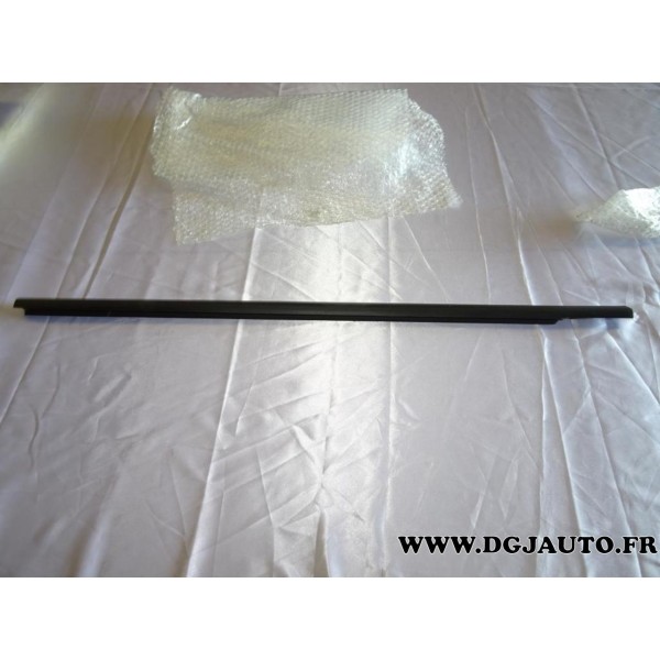 Joint leche vitre porte avant droit 52056272 pour lancia new ypsilon partir 2011 à aujourd'hui