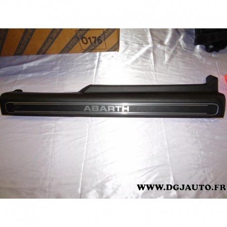 Bavolet revetement bas caisse seuil porte avant gauche 735521340 pour fiat punto evo abarth de 2010 à 2013