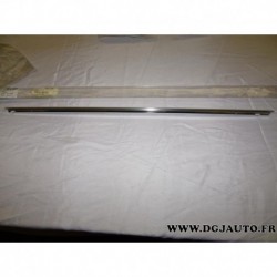 Baguette moulure chrome porte arriere droite 3AF839644B 7Z7 pour volkswagen passat de 2011 à 2015