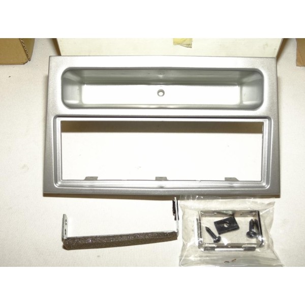 Vide poche encadrement cadre contour poste radio autoradio chrome mat 93165013 pour opel astra H partir de 2004