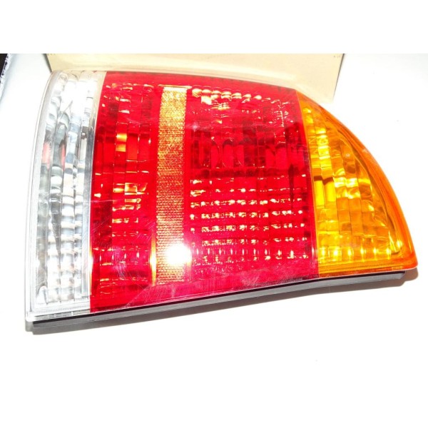 Feu lanterne arriere gauche 93174903 pour opel vectra C berline clignotant jaune