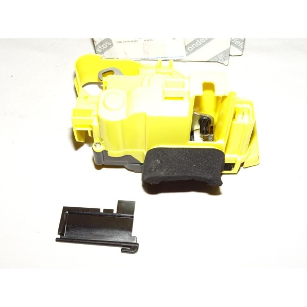 Serrure electrique de porte coulissante laterale droite 1370896080 pour fiat fiorino 3 4 qubo partir de 2007