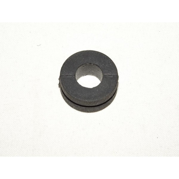 Bague tampon silent bloc fixation radiateur refroidissement moteur 46811654 pour fiat stilo