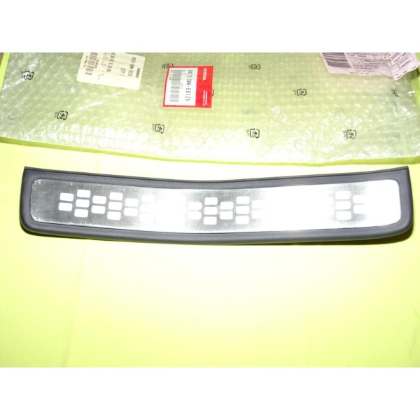 Seuil de porte revetement arriere droit 84212SWWE01ZA pour honda CR-V CRV RE partir de 2010