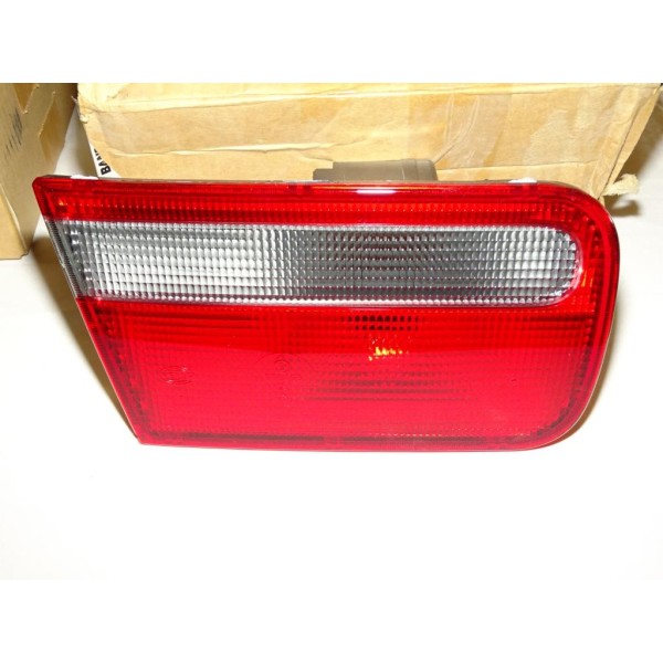 Feu lanterne interieur arriere gauche ANGLE CASSE 34156SN7G01 pour honda accord CC CE CF