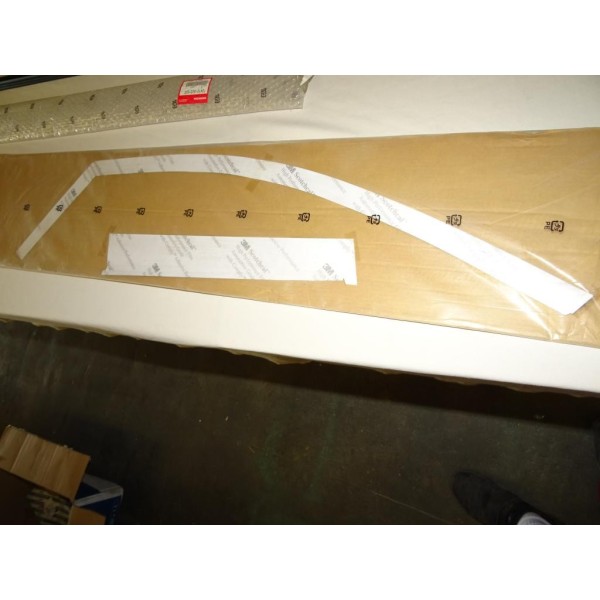 Bande autocollante superieur porte avant droite 67324SAA023ZB pour honda jazz GD GE partir de 2002