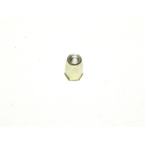 Ecrou fixation banquette arriere 7678439 pour fiat panda 1 lancia Y10
