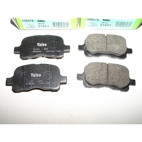 Jeux 4 plaquettes de frein avant montage akebono pour toyota corolla E110 de 1997 à 2002