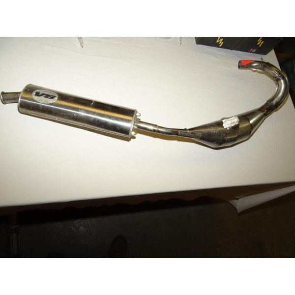 Ligne echappement Leo Vince V6 inox 7143 pour moto derbi senda partir de 2006 (petit enfoncement derriere non visible monté)