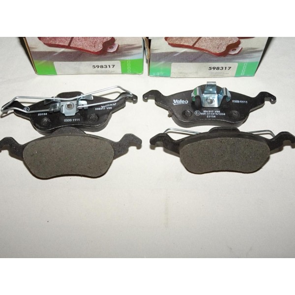 Jeux 4 plaquettes de frein avant montage teves 598317 pour ford focus 1 I dont break