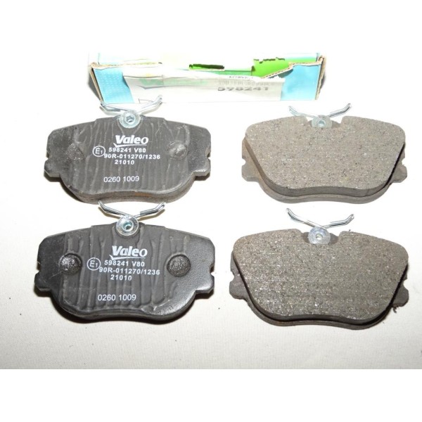 Jeux 4 plaquettes de frein avant montage girling 598241 pour mercedes 190 W201