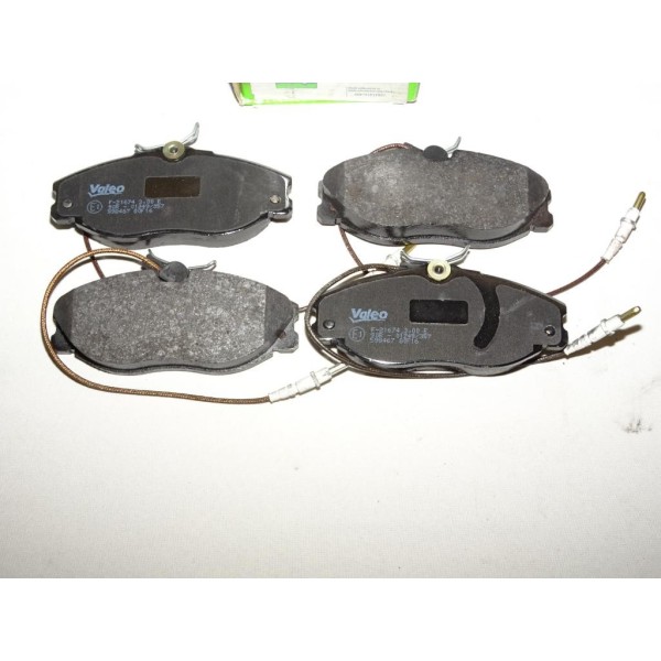 Jeux 4 plaquettes de frein avant montage TRW 598467 pour citroen xsara ZX peugeot 306 406 607